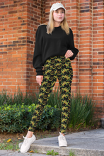 Load image into Gallery viewer, Lizard Leggings